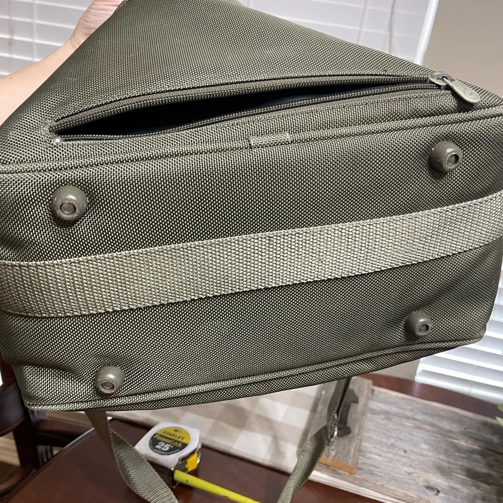 Briggs & Riley Hanging Carry-On Travel Bag